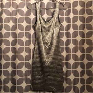 Soprano Medium Silver sleeveless dress